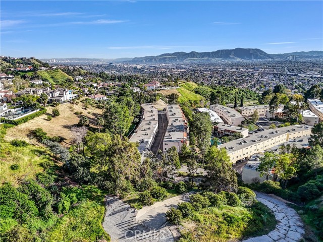 Detail Gallery Image 36 of 37 For 8038 via Pompeii, Burbank,  CA 91504 - 3 Beds | 3 Baths