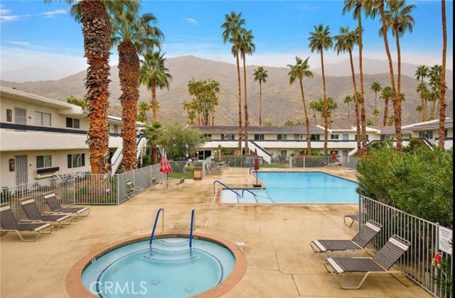 Detail Gallery Image 2 of 49 For 1950 S Palm Canyon Dr #120,  Palm Springs,  CA 92264 - 2 Beds | 2 Baths