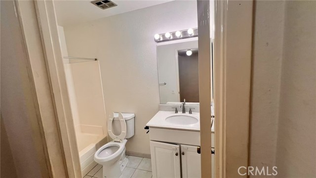 445 W Duarte Road, Arcadia CA: https://media.crmls.org/medias/b162a706-d027-47a8-971c-81efa21a4b7c.jpg