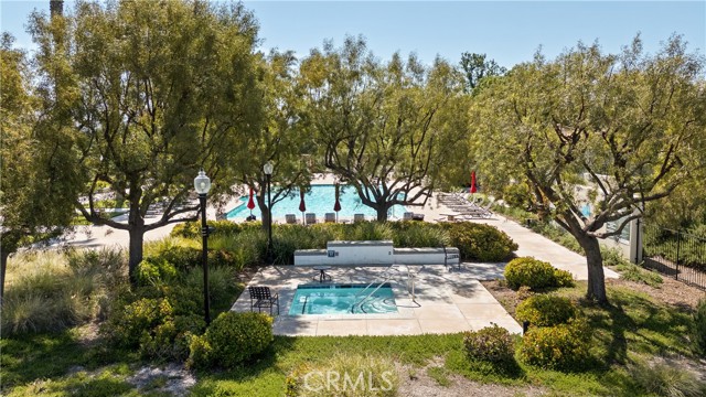 26814 Fairlain Drive, Valencia CA: https://media.crmls.org/medias/b1635ab4-d579-4ada-933a-02a6315ff1a1.jpg