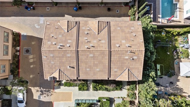 Detail Gallery Image 35 of 40 For 7214 N Chestnut, Van Nuys,  CA 91405 - 2 Beds | 3 Baths