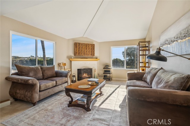 Detail Gallery Image 10 of 22 For 507 Morning Canyon Rd #11,  Corona Del Mar,  CA 92625 - 3 Beds | 2 Baths