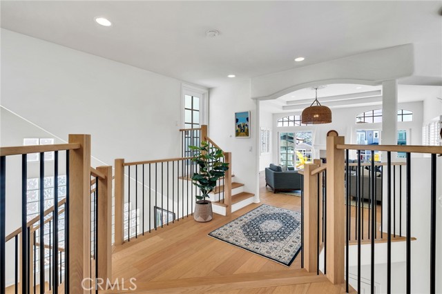 1021 Avenue D, Redondo Beach, California 90277, 4 Bedrooms Bedrooms, 0 ,2 BathroomsBathrooms,Residential,For Sale,Avenue D,0,SB26127548