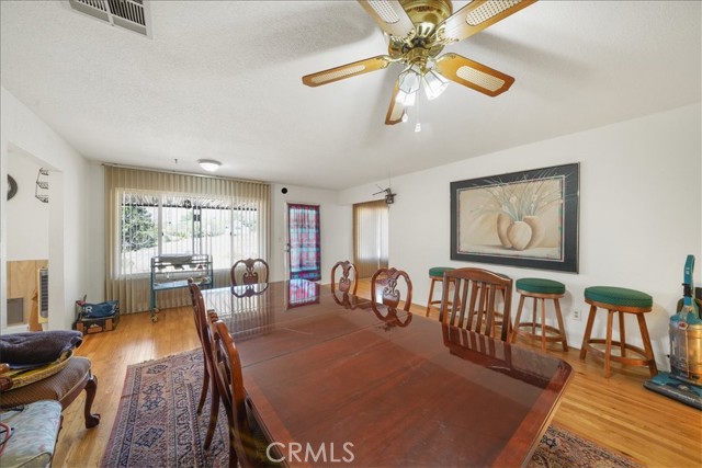 31919 FLORIDA Avenue, Mentone CA: https://media.crmls.org/medias/b16639bb-a003-482d-8034-7897e209a360.jpg