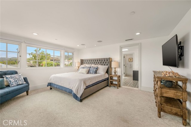 480 Cress Street, Laguna Beach CA: https://media.crmls.org/medias/b1666f07-6812-449b-96b7-86ccc0ddb62a.jpg