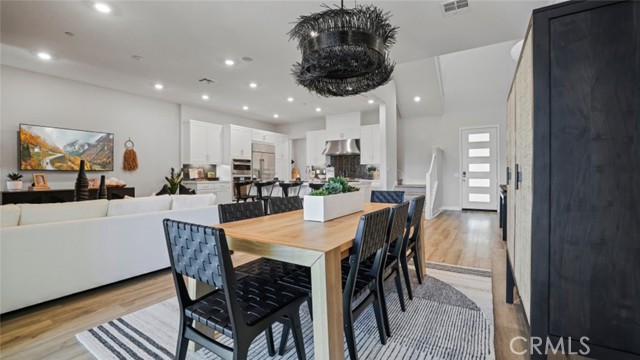 Detail Gallery Image 6 of 41 For 1225 Hollyleaf Ter, Montebello,  CA 90640 - 4 Beds | 3/1 Baths