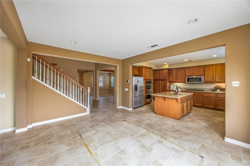 MLS #IV25234835 image #9