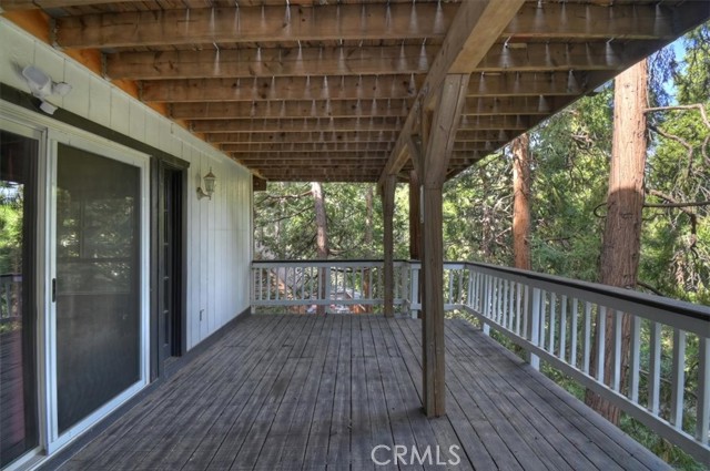 Detail Gallery Image 21 of 42 For 24048 Altdorf, Crestline,  CA 92325 - 3 Beds | 3/1 Baths