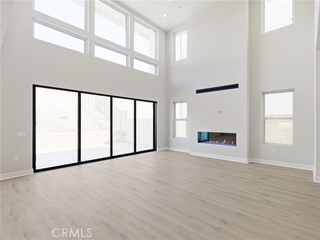 Front Image Thumbnail for CROC26049728