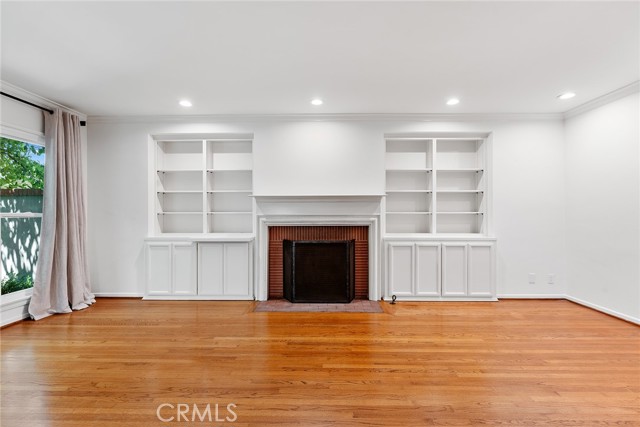 11053 Strathmore Drive, Westwood - Century City CA: https://media.crmls.org/medias/b167b54a-247d-4bf6-9334-7458f1952577.jpg