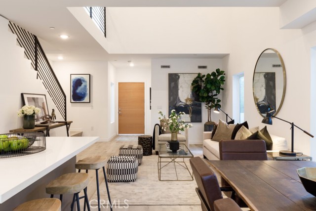 846 N Alta Vista Boulevard, Los Angeles CA: https://media.crmls.org/medias/b167f5ea-c492-4c96-a521-4e9be336282b.jpg