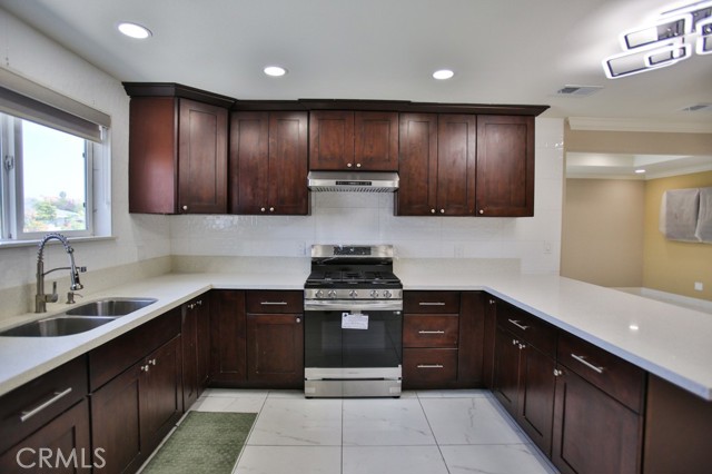 Detail Gallery Image 12 of 15 For 9142 Sabre Ln, Westminster,  CA 92683 - 4 Beds | 2 Baths