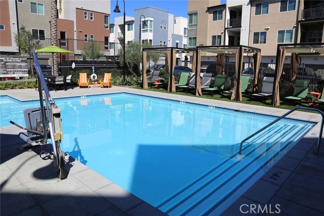 Detail Gallery Image 15 of 25 For 960 N Tangent Privado #303,  Ontario,  CA 91764 - 1 Beds | 1 Baths