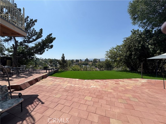 5853 Mcdonie Avenue, Woodland Hills CA: https://media.crmls.org/medias/b1698a1e-badb-4656-ade9-6c786190adee.jpg