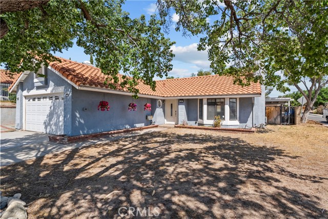 529 Hilltop, Palmdale CA: https://media.crmls.org/medias/b16996c3-c522-4b7b-9de1-2231d876b025.jpg