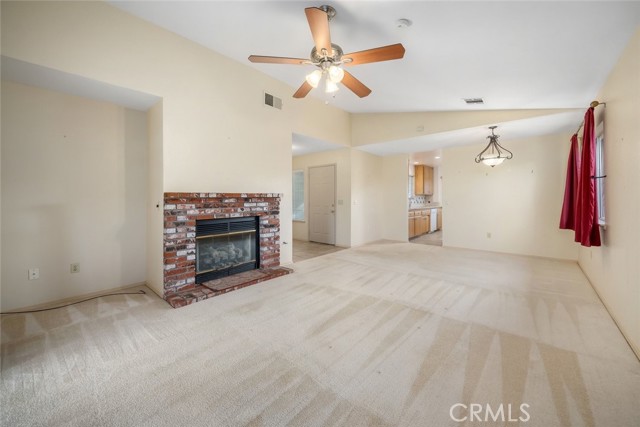 Detail Gallery Image 7 of 32 For 1719 Willowbank, Paso Robles,  CA 93446 - 3 Beds | 2 Baths