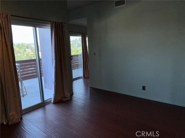 Detail Gallery Image 17 of 59 For 1419 Angelus Ave, Los Angeles,  CA 90026 - 2 Beds | 2 Baths