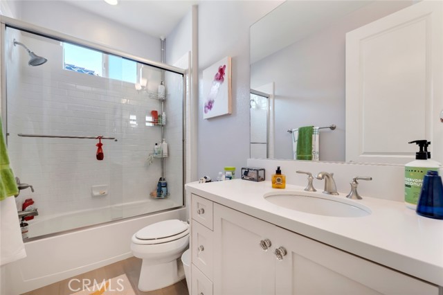 11929 Ricasoli Way, Porter Ranch CA: https://media.crmls.org/medias/b169d36a-c2d4-4a41-a0cb-27eb9c446daf.jpg