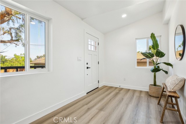 Detail Gallery Image 7 of 35 For 811 W Oliver St, San Pedro,  CA 90731 - 3 Beds | 2 Baths