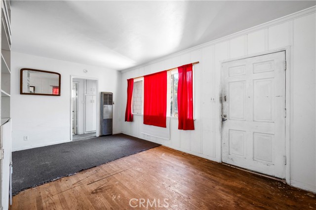 4868 La Roda Avenue, Eagle Rock CA: https://media.crmls.org/medias/b16b9864-fe3c-41da-92f9-c52eb9c7fc60.jpg