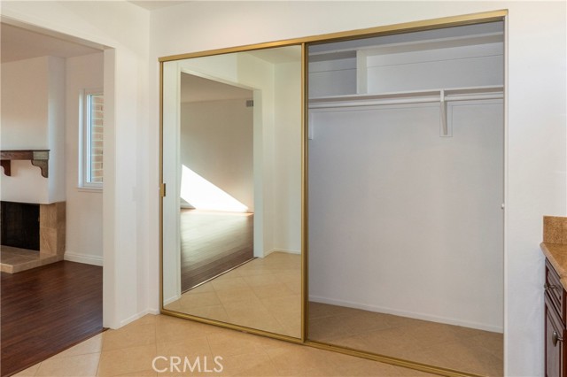 18410 Alexander Ave, Cerritos CA: https://media.crmls.org/medias/b16eb8e4-38c4-4ac7-a6af-3d1c42b57def.jpg