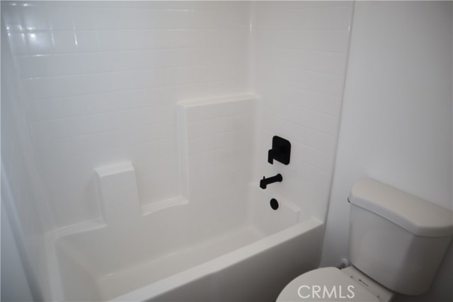 8600 Ironwood Avenue, California City CA: https://media.crmls.org/medias/b170499f-8ea9-46a7-a9bd-a74133192c0e.jpg