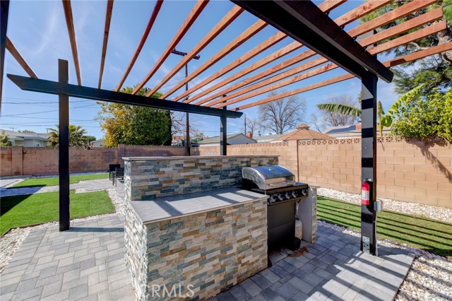 Detail Gallery Image 41 of 51 For 19847 Arminta St, Winnetka,  CA 91306 - 5 Beds | 3 Baths