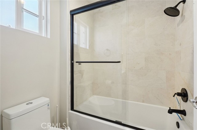 Detail Gallery Image 27 of 65 For 20504 Bergamo Way, Porter Ranch,  CA 91326 - 5 Beds | 3 Baths