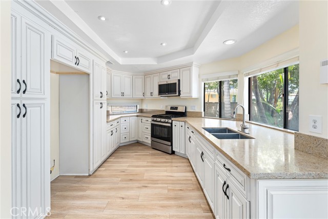 15360 Metropol Drive, Hacienda Heights CA: https://media.crmls.org/medias/b170efff-8e70-4650-b9af-73a7893b2879.jpg