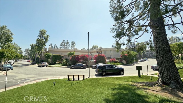 Detail Gallery Image 36 of 38 For 15215 Magnolia Bld, Sherman Oaks,  CA 91403 - 2 Beds | 2 Baths