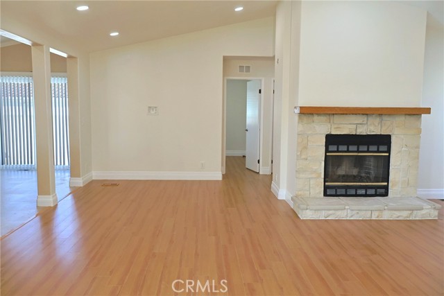 Detail Gallery Image 6 of 32 For 18907 Felbar Ave, Torrance,  CA 90504 - 3 Beds | 2 Baths
