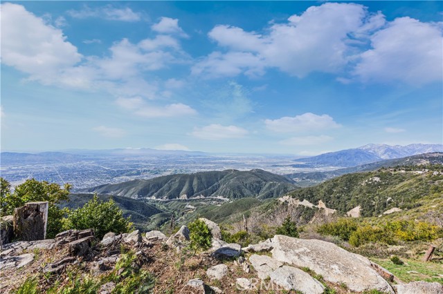 Detail Gallery Image 23 of 28 For 24347 Great View, Crestline,  CA 92325 - – Beds | – Baths