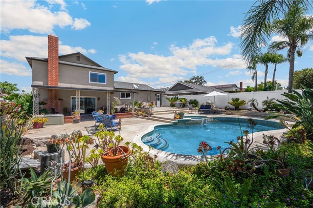 910 Huggins Avenue, Placentia CA: https://media.crmls.org/medias/b1728335-a152-4b3d-ba41-76529338b47d.jpg