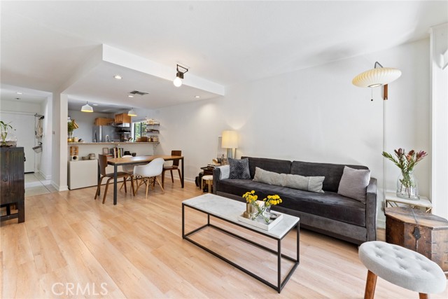 350 Burchett Street, 101 photo 1