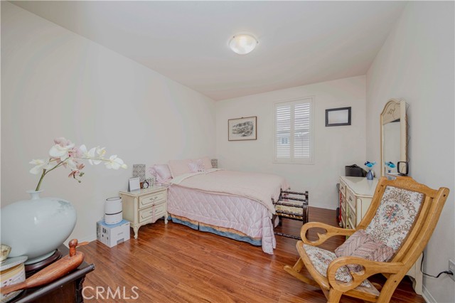 735 Francesca Dr #202, Walnut CA: https://media.crmls.org/medias/b172d838-88b2-4150-a6d4-4c75acde93ae.jpg