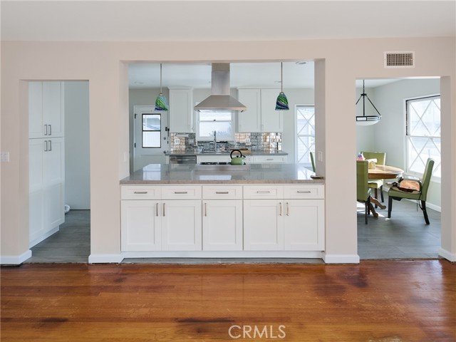 Detail Gallery Image 4 of 21 For 526 California St, El Segundo,  CA 90245 - 3 Beds | 2 Baths