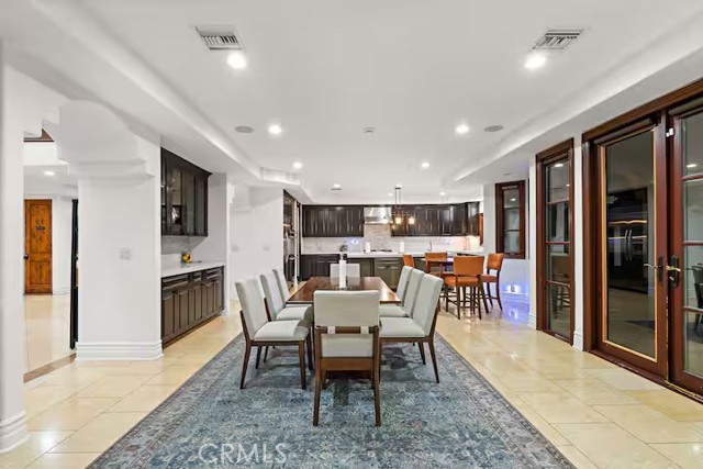 16806 Addison Street photo 10