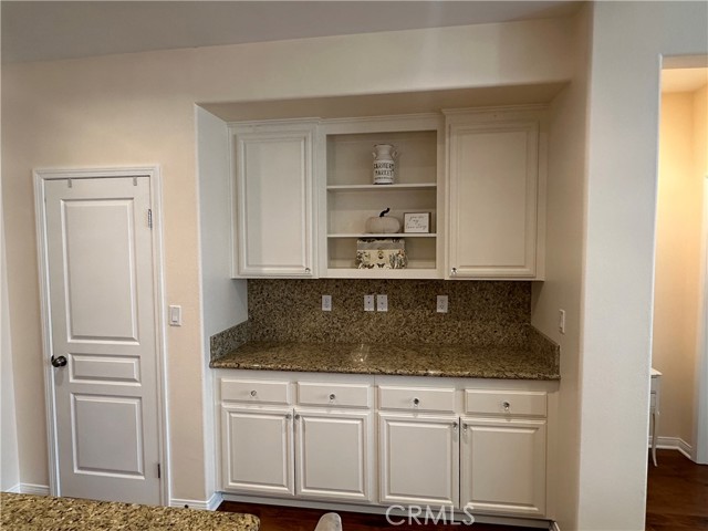 Detail Gallery Image 12 of 33 For 224 Silver Oak Dr, Paso Robles,  CA 93446 - 4 Beds | 2/1 Baths