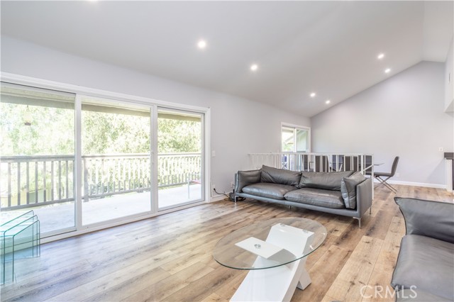 75 Mimosa Court photo 3