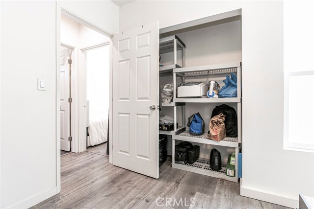 1748 Opechee Way, Glendale CA: https://media.crmls.org/medias/b174bde2-02ec-4f29-b885-05b8d4642ec7.jpg