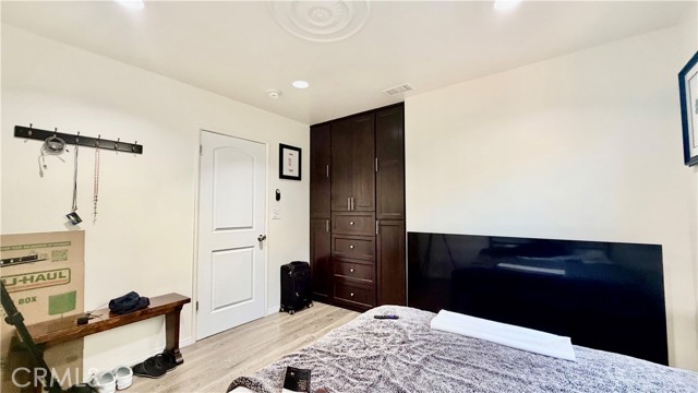 Detail Gallery Image 24 of 40 For 421 S 5th, La Puente,  CA 91746 - 4 Beds | 3 Baths