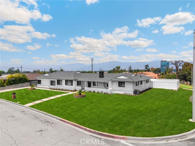 Detail Gallery Image 2 of 60 For 3033 E Sunset Hill Dr, West Covina,  CA 91791 - 5 Beds | 3 Baths