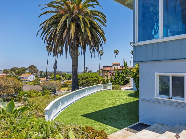 246 Via Los Miradores, Redondo Beach CA: https://media.crmls.org/medias/b1761aad-b721-4b28-9adf-feef0e2c236a.jpg