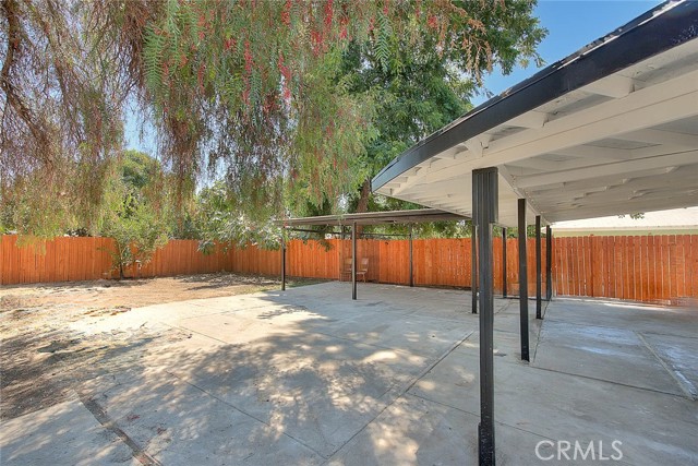 2112 California Avenue, Duarte CA: https://media.crmls.org/medias/b176c484-02df-4519-9c15-7eee2c878881.jpg