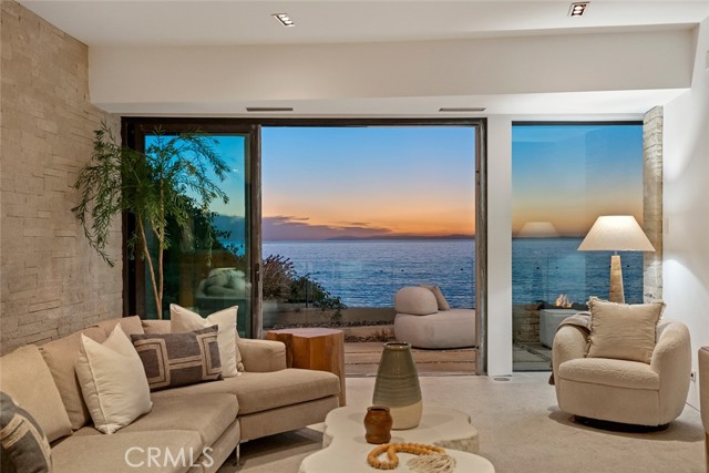 Detail Gallery Image 53 of 75 For 2665 Victoria Dr, Laguna Beach,  CA 92651 - 5 Beds | 4/2 Baths