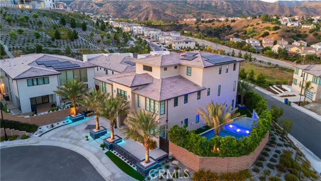 Detail Gallery Image 3 of 7 For 20043 Mersey Ln, Porter Ranch,  CA 91326 - 5 Beds | 6/1 Baths