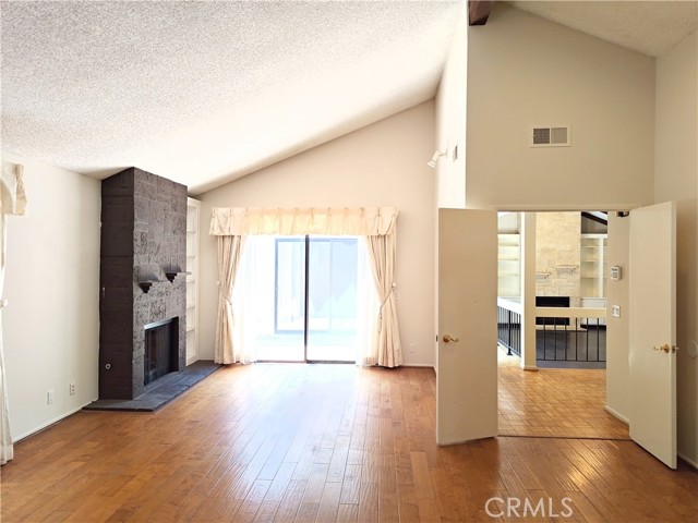 2682 34th Street, Santa Monica CA: https://media.crmls.org/medias/b17907ef-39e5-4515-853c-22cdc5c860be.jpg