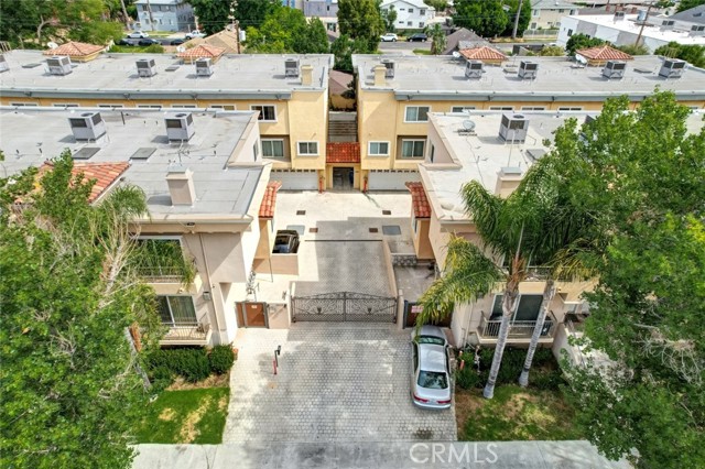 Detail Gallery Image 42 of 52 For 13629 Wyandotte St #111,  Van Nuys,  CA 91405 - 4 Beds | 3 Baths