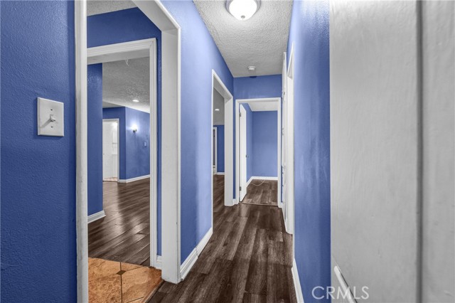 Detail Gallery Image 8 of 28 For 6418 Makee Ave, Los Angeles,  CA 90001 - 4 Beds | 2 Baths
