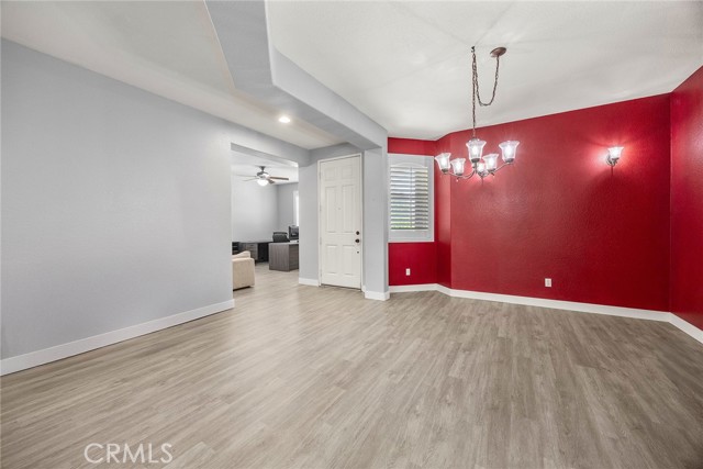 35511 Crest Meadow Drive, Wildomar CA: https://media.crmls.org/medias/b17b4acd-0255-4b02-be68-c789ca92d714.jpg
